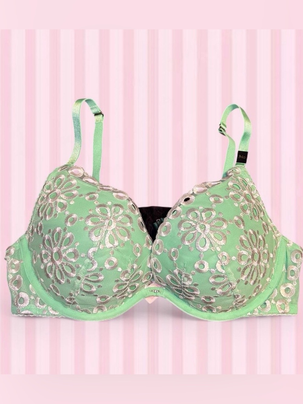 Victorias Secret Embroidered Mint Green push up Bra - NOS 2012